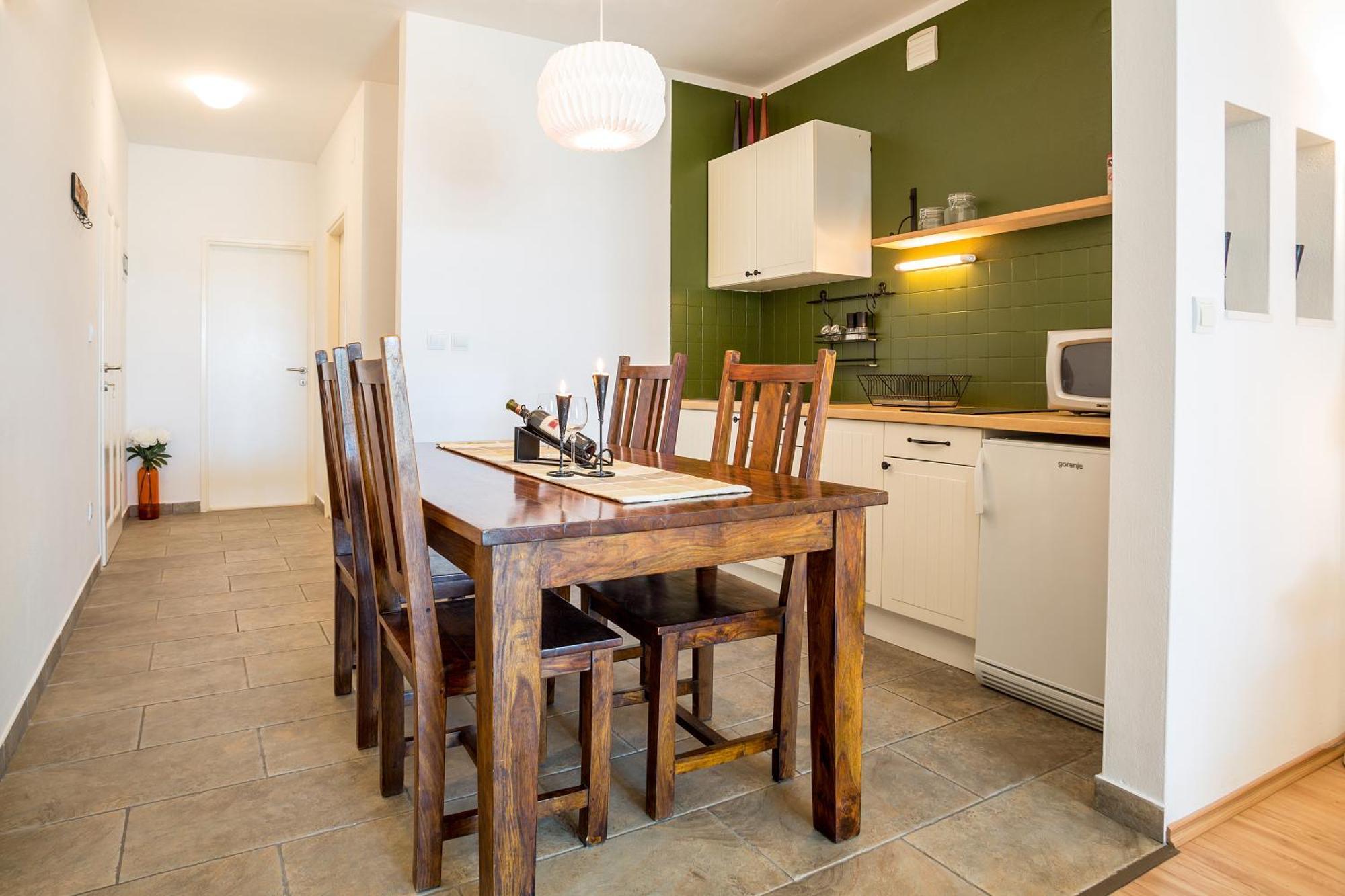 Zlatni Bol Apartments Szoba fotó