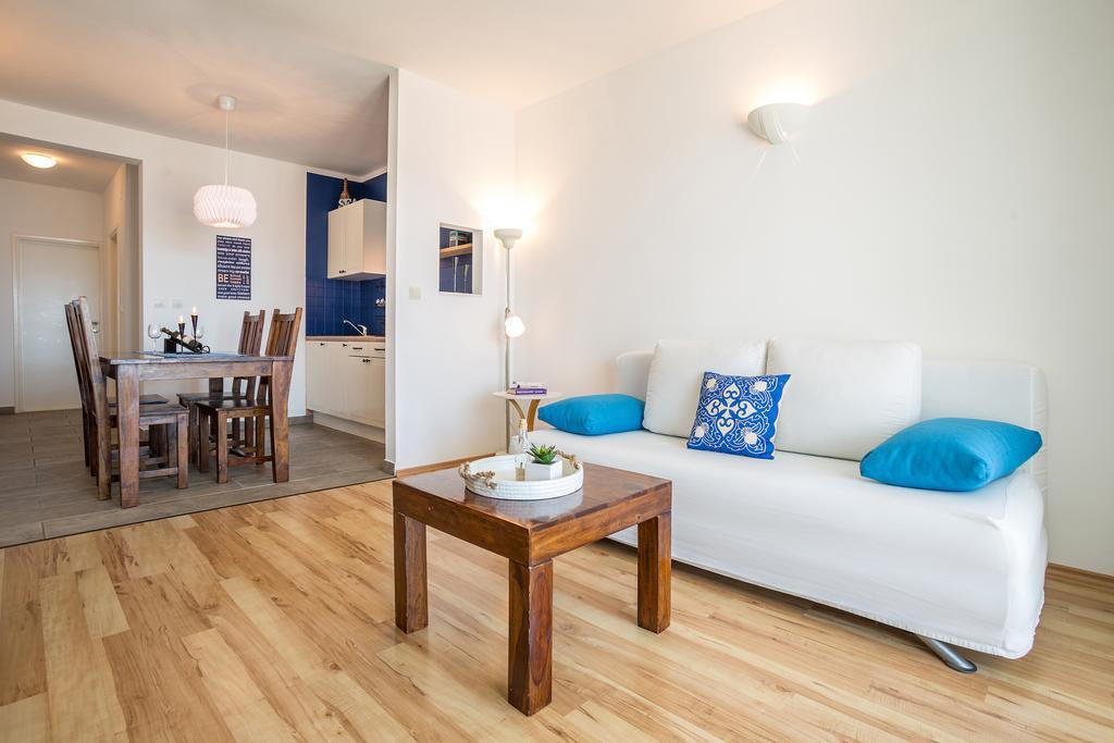 Zlatni Bol Apartments Kültér fotó
