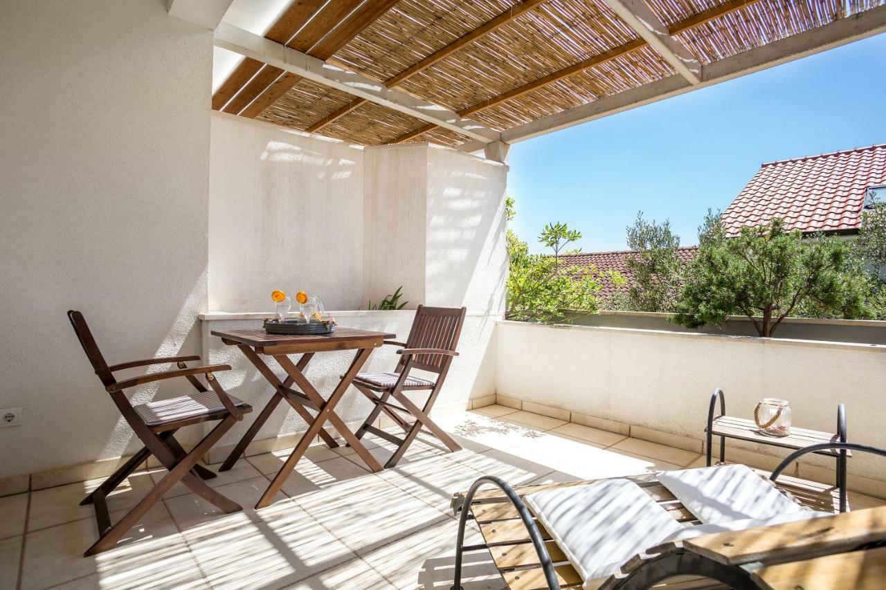 Zlatni Bol Apartments Kültér fotó